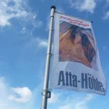 Fahne Atta-Höhle