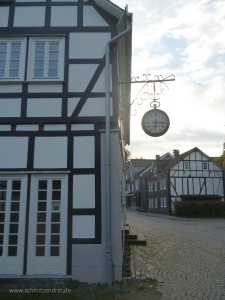 Linkes Haus: 4Fachwerk Mittendrin Museum, Freudenberg
